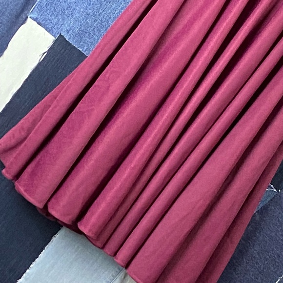 Lori Vintage 70’s Dress w/ Ruffle Detail - Picture 4 of 7